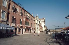 VENEZIA: 76ENNE IN CASA SENZA VITA